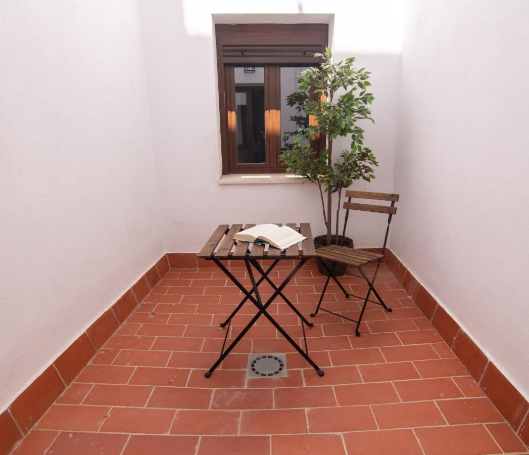 Apartamentos Turisticos Mamelon Jerez de la Frontera Exteriör bild