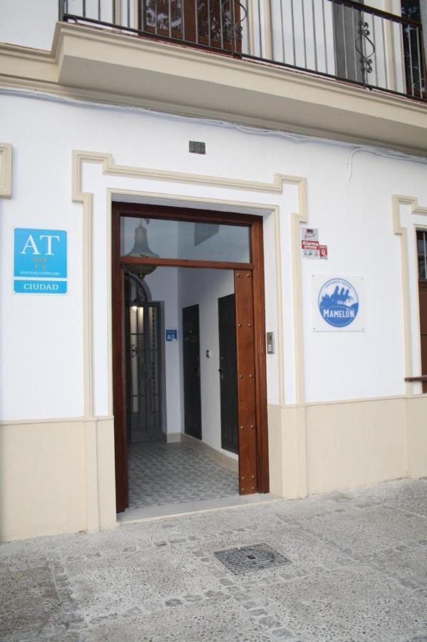 Apartamentos Turisticos Mamelon Jerez de la Frontera Exteriör bild