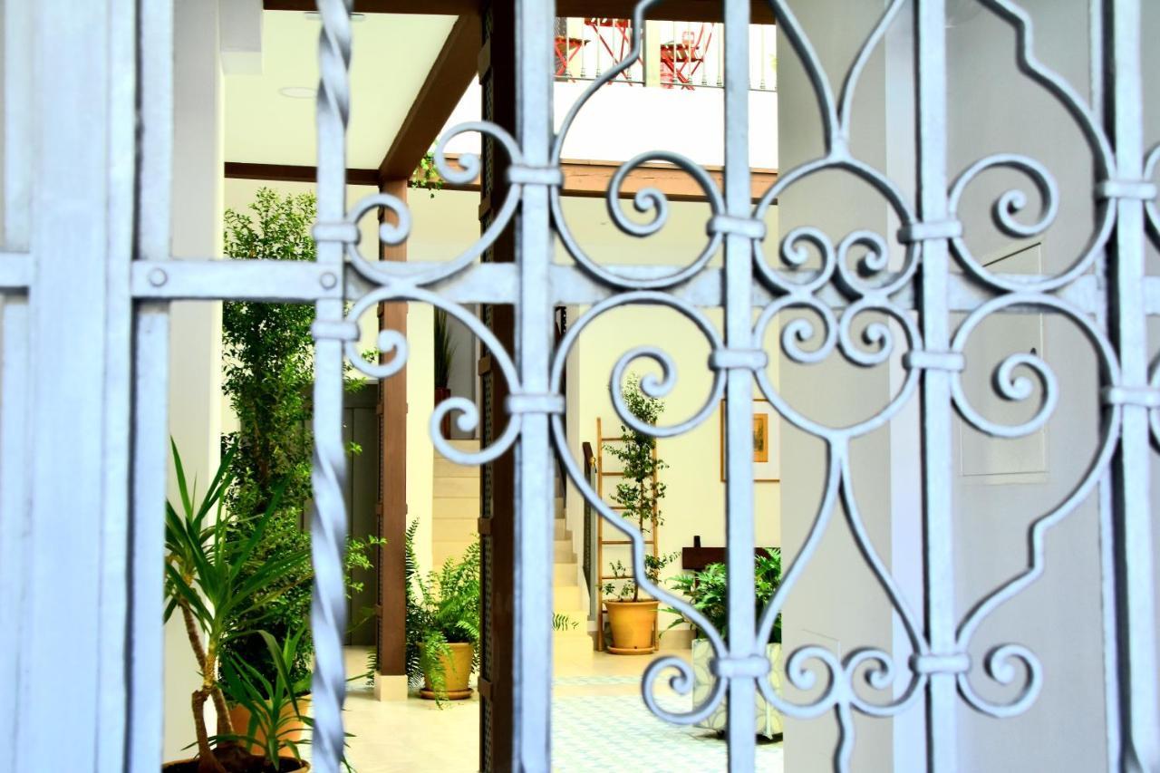 Apartamentos Turisticos Mamelon Jerez de la Frontera Exteriör bild