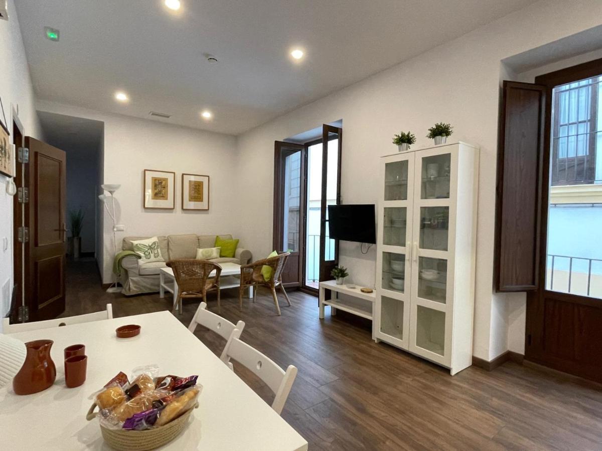 Apartamentos Turisticos Mamelon Jerez de la Frontera Exteriör bild
